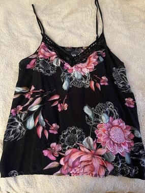 Love to Lounge Women's Black Floral Tank Top - Pink Accent